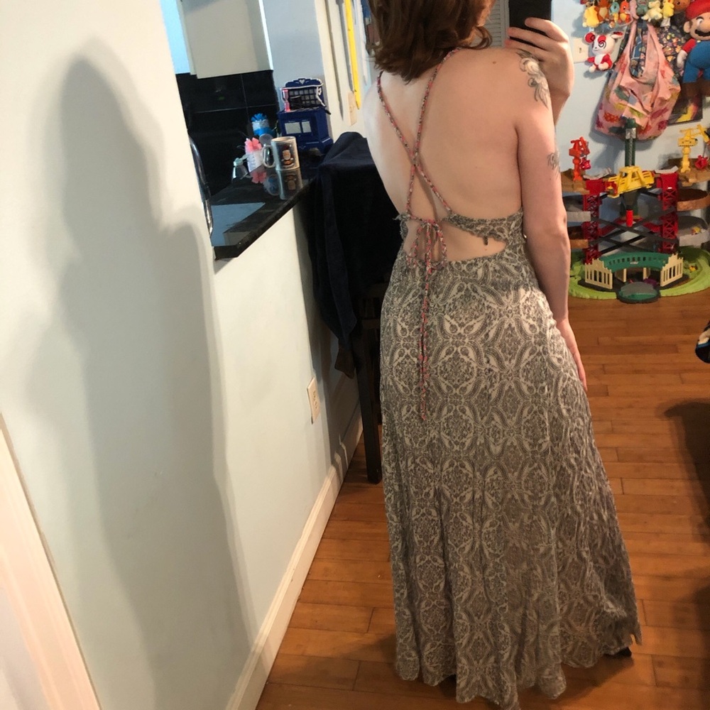 Roxy Open Cross Cross Back Floral Pattern Maxi Dr… - image 6